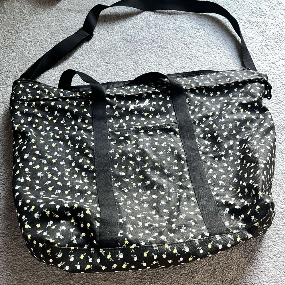VS PINK brand flower duffel bag